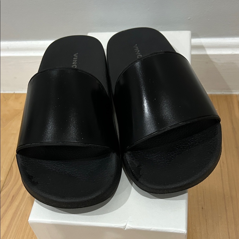 Vince Black Textured Slide Sandals